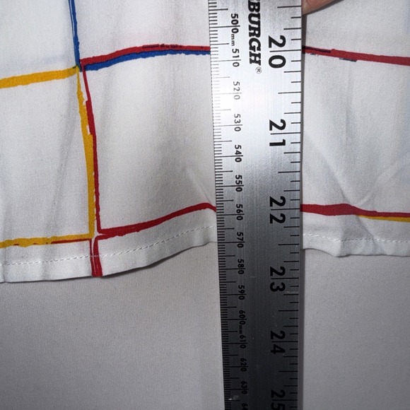 Lula Roe Women's Amy Geometric Pattern Check Blouse Tshirt Button Up Rayon Small - Picture 5 of 7